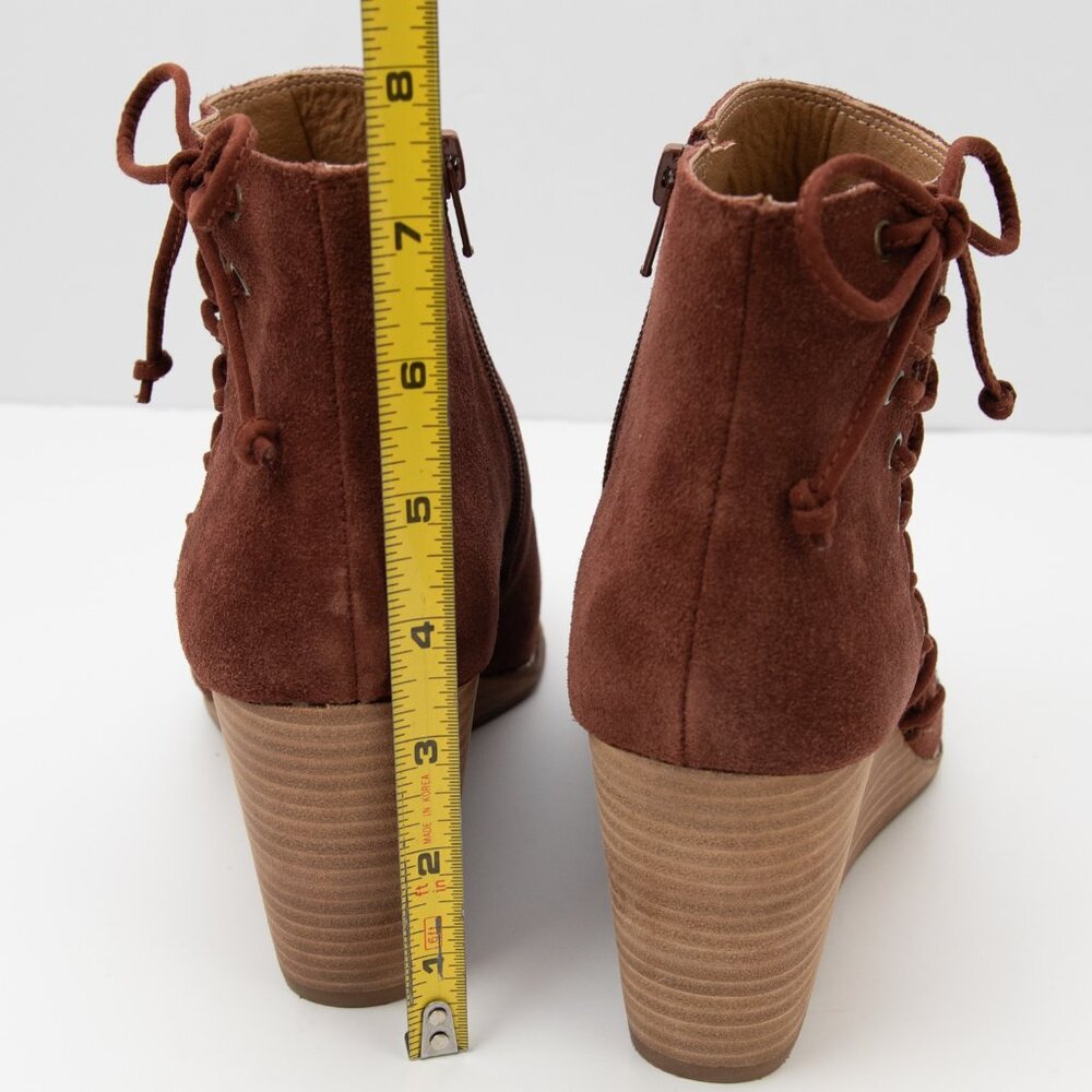 Lucky Brand Javelin Suede Booties Lace Up Peep Toe Wedge Heel Boot Size 9.5 - Picture 8 of 8
